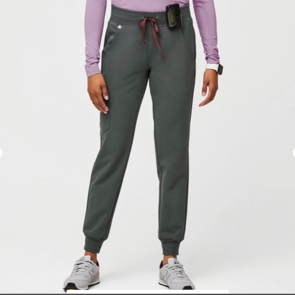 Wear Figs Zamora Petite Jogger Scrub Pants XXS petite Bonsai